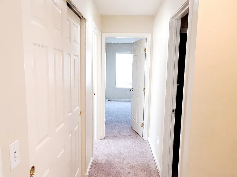 1618 Fontanella Way — Photo 28
