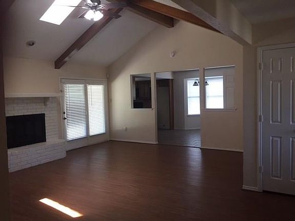 2nd image of 6403 Aires Dr