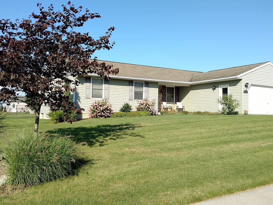 Front corner lot