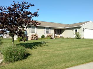 118 Sweetwater Ln, Newmanstown, PA 17073