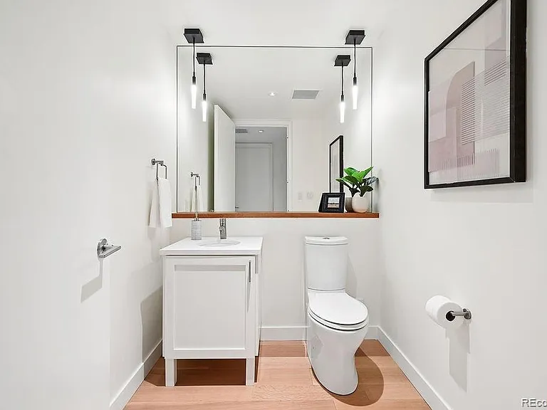 1750 Wewatta St #1121 — Photo 20