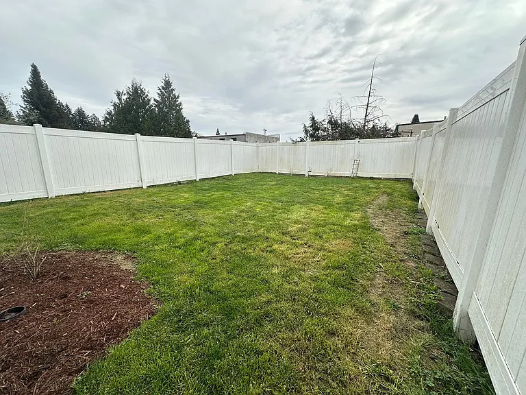 R0476 — Photo 19