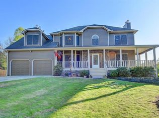 1141 Winnbrook Dr, Dacula, GA 30019