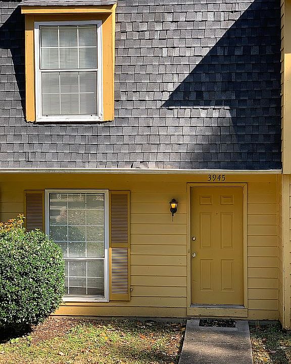 1st image of 3945 Briarhill Dr