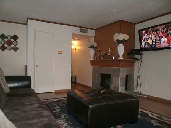 4th image of 13735 Brookgreen Cir