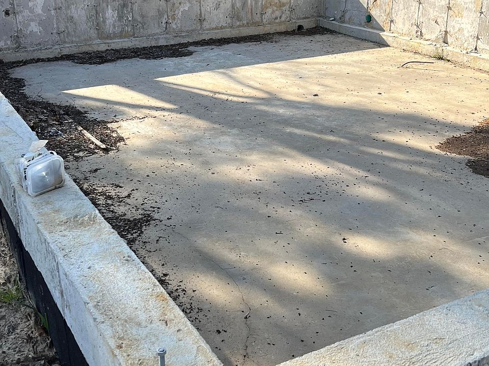 2nd image of 134 Birdie Ave