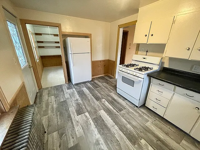 810 3rd Avenue Northwest - 1 — Photo 3