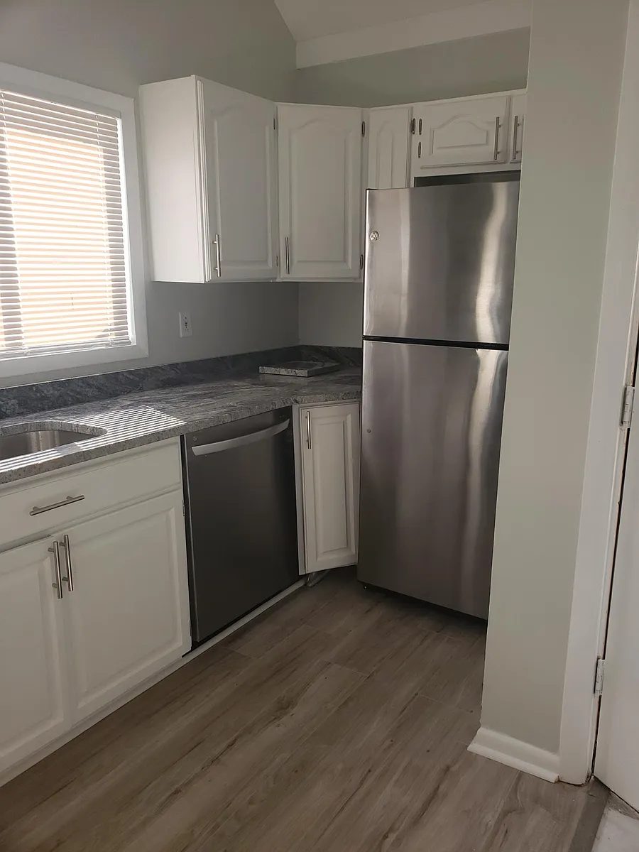 Kitchen galley - 12425 Touchton Dr #80
