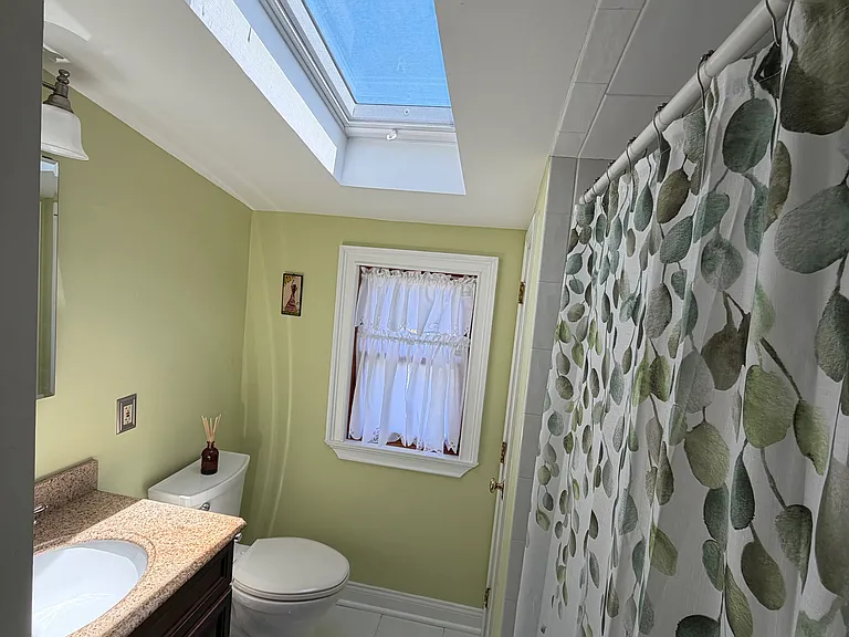 35 Reid St — Photo 13