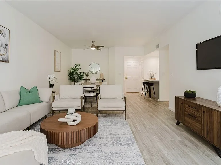 435 E Valencia Ave #105 — Photo 5