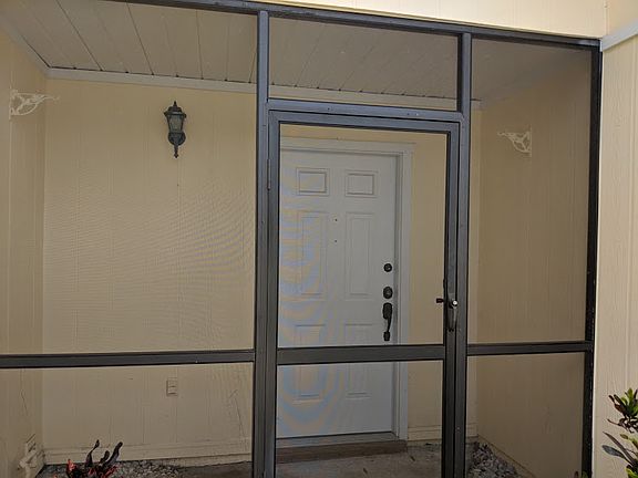 screened entrance porch