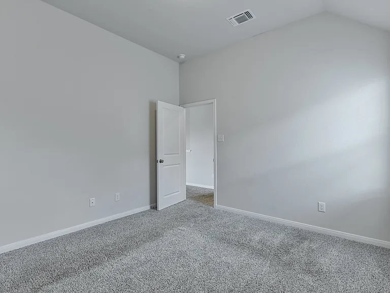 6306 Golden Gate Dr — Photo 31