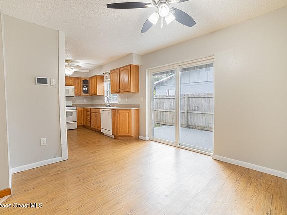 4th image of 4280 Alpine Ln