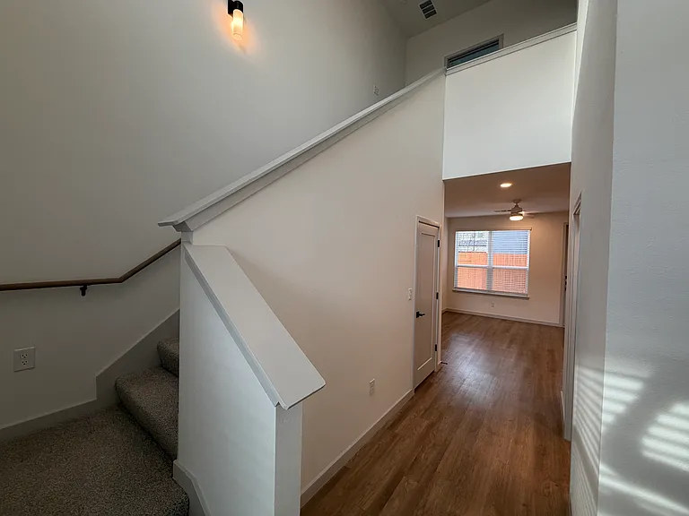 Barbarosa Rd — Photo 16