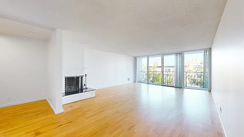 657 Kansas St #204 Photo 1
