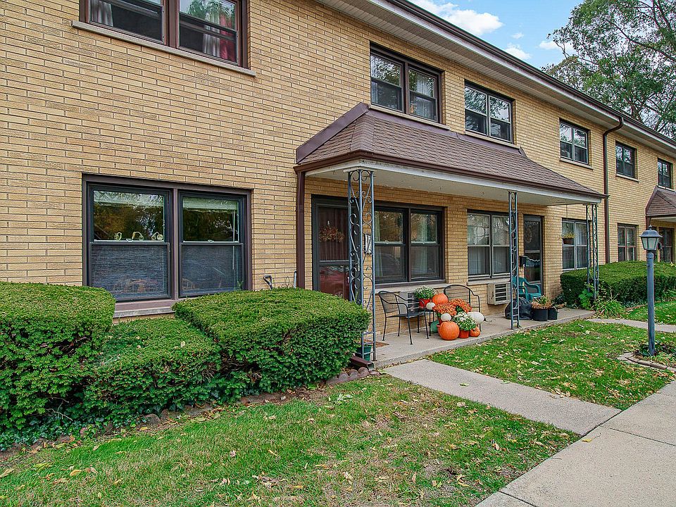 1st image of 18333 Wentworth Ave