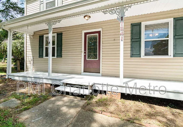 11241 Kingfisher Dr — Photo 2
