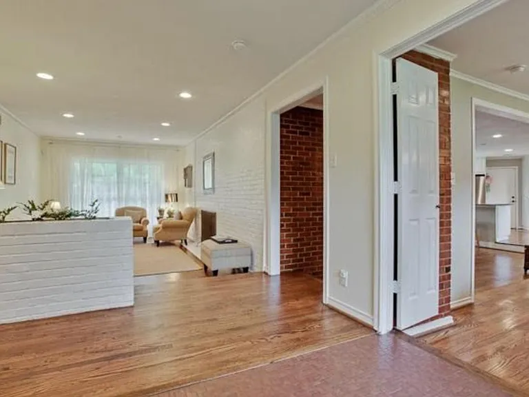 1035 Tranquilla Dr — Photo 6