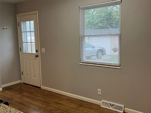 2nd image of 13603 Merl Ave