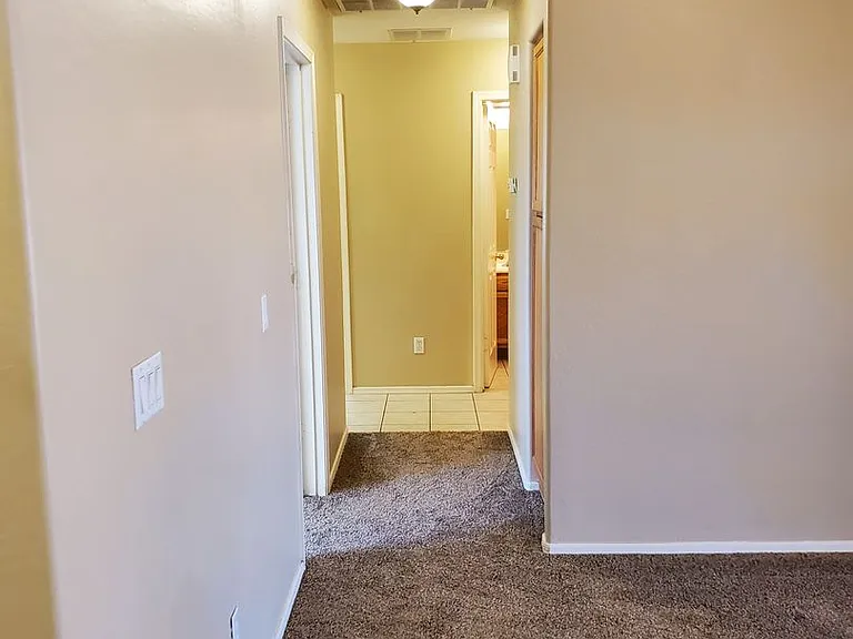 2514 S 110th Dr — Photo 6