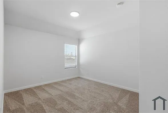 637 Sierra Rdg — Photo 14