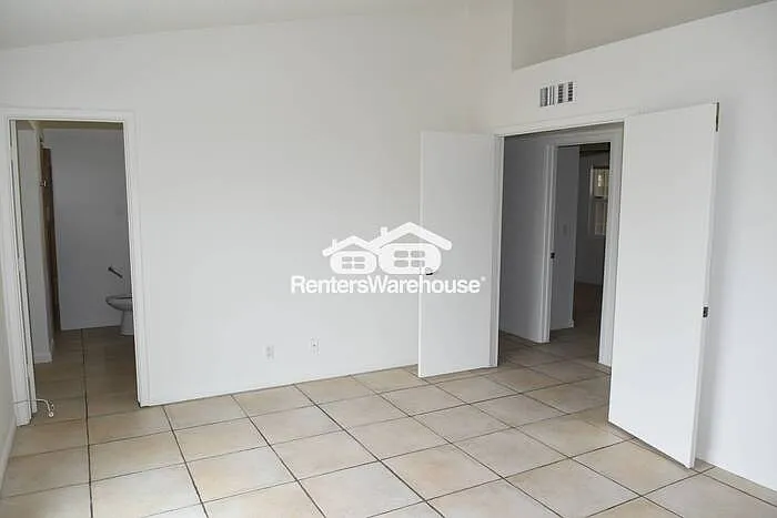 938 N Evergreen Ct — Photo 15
