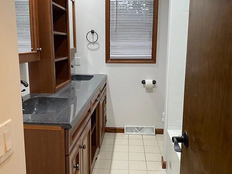 4777 Beechnut Dr — Photo 7