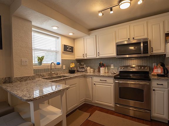3rd image of 541 W Hancock St #1