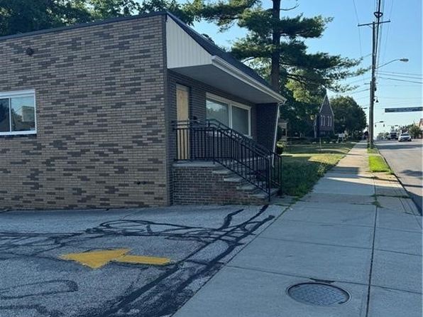 776 Broadway Ave, Bedford, OH 44146