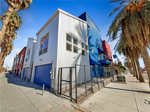 137 S 11th St, Las Vegas, NV 89101