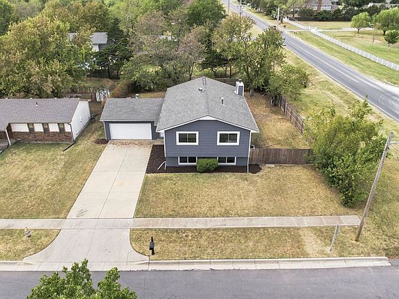 4th image of 4565 N Hillcrest St