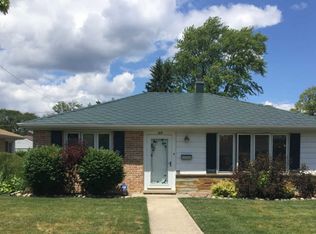 1165 W Grant Dr, Des Plaines, IL