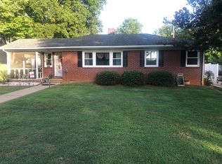 911 Lyman St, Gaffney, SC 29340