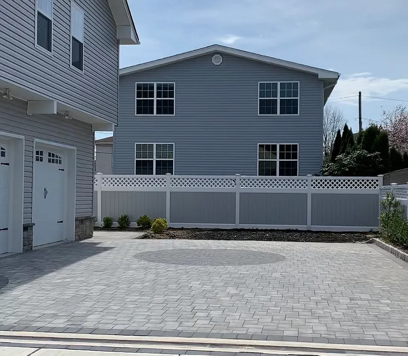 Garage & Driveway Parking