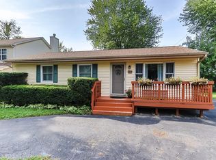 104 Woody Way, Lake In The Hills, IL 60156