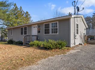 91 N Main St, Mechanic Falls, ME 04256