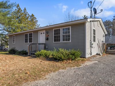 91 N Main Street, Mechanic Falls, ME, 04256