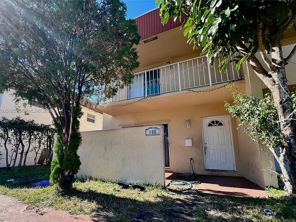 1st image of 606 SW 80th Ter #1