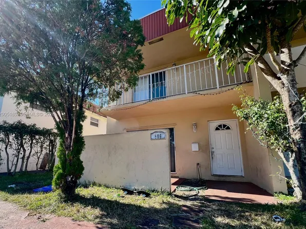 606 SW 80th Ter #1, Pompano Beach, FL 33068