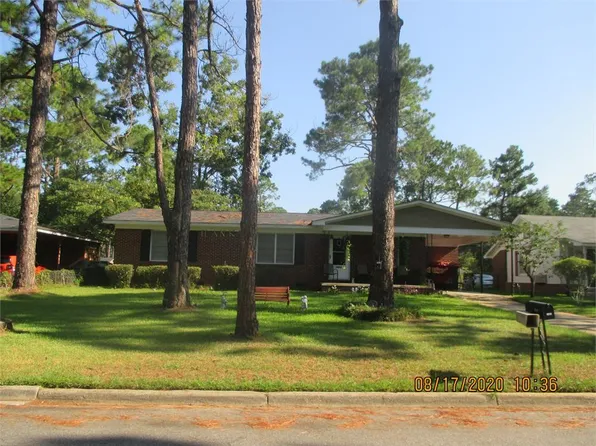 1403 Colquitt Ave, Albany, GA 31707