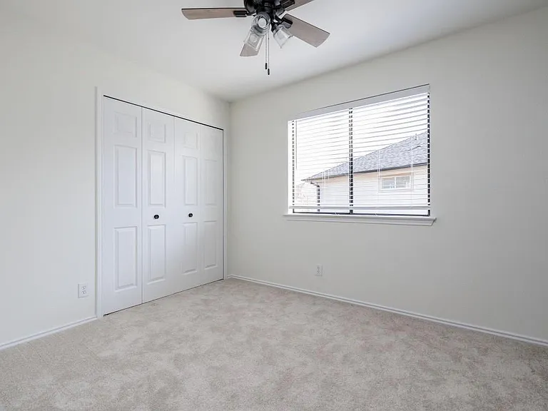 1805 White Oak Cv — Photo 20