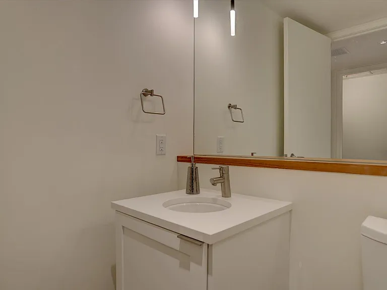 1750 Wewatta St #921 — Photo 16