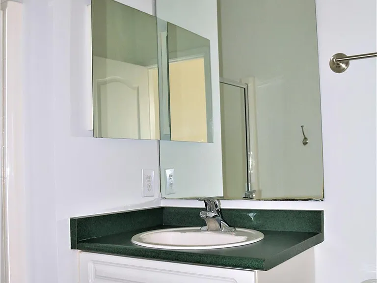 15232 Coventry Court Ln — Photo 14