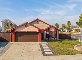 8440 Sunny Lake Way, Sacramento, CA 95823