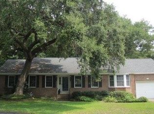 830 Flicker Pl, Murrells Inlet, SC 29576