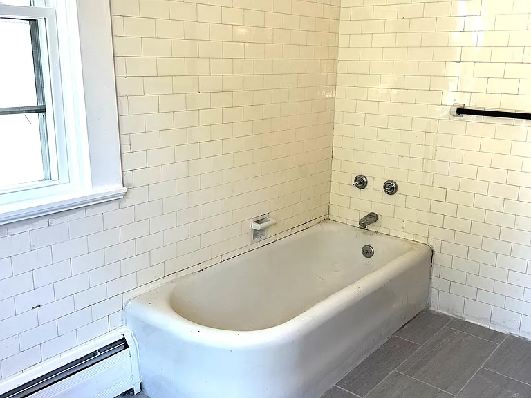 31 Worrall Ave #2 — Photo 14