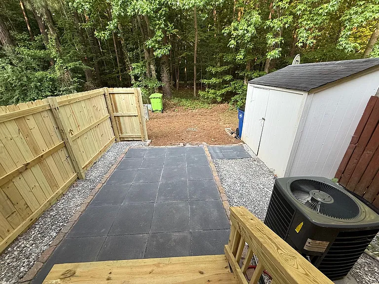 7252 Shellburne Dr — Photo 9