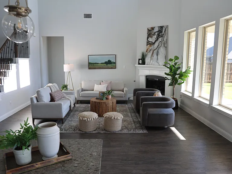 7600 Clear Rapids Dr — Photo 15
