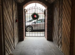 201 E Main St APT 304, Louisville, KY 40202