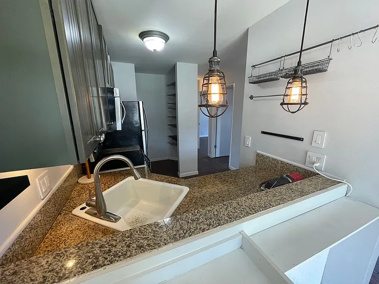 480 Kenolio Rd #5-106 — Photo 9